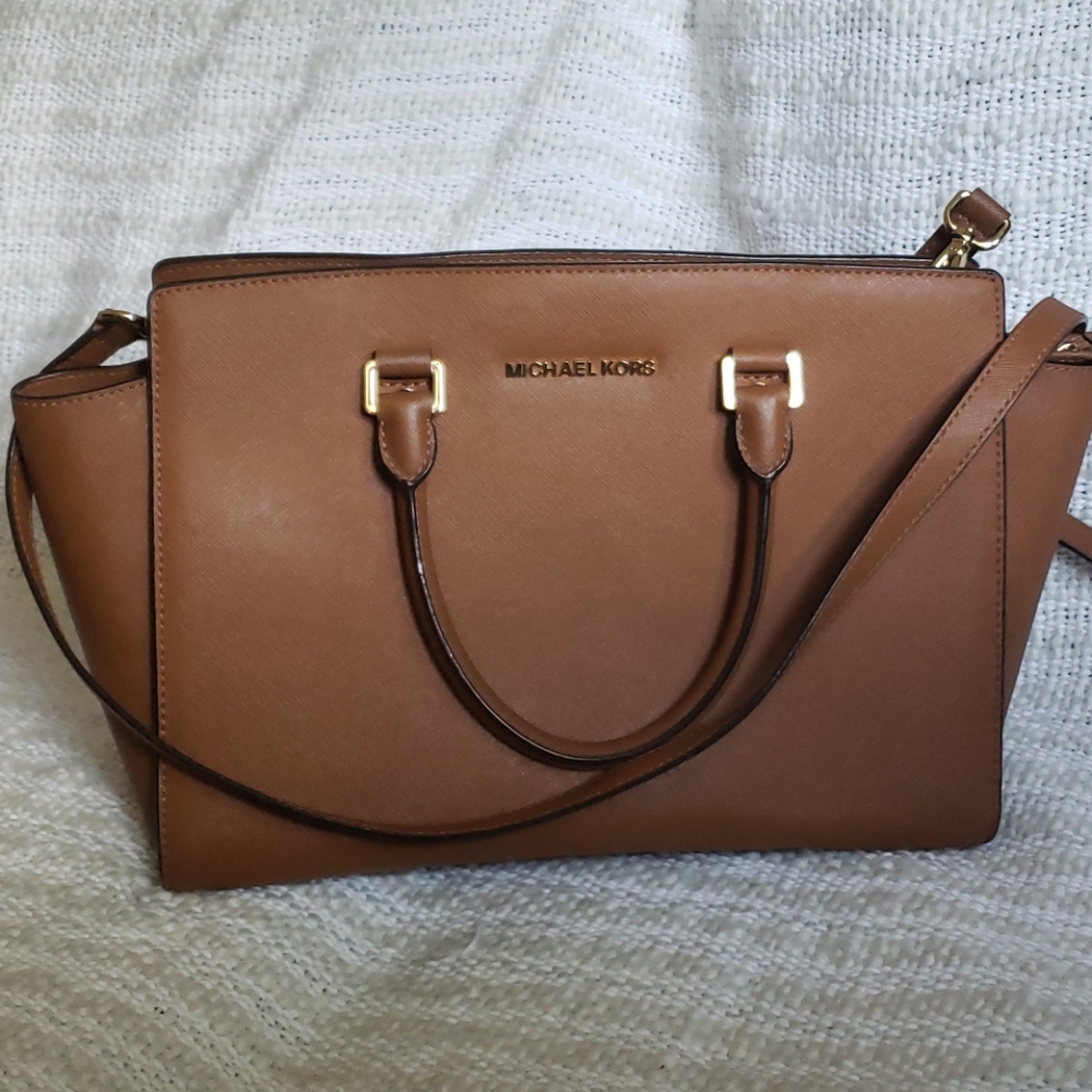 Michael Kors purse